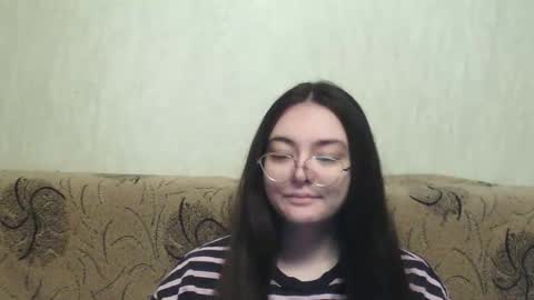 Snapshot of missis_mona chatting on 01-07-26, 08:06 missis mona online show from 01-07-26, 08:06