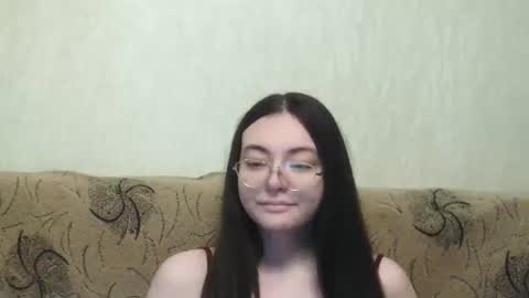 Snapshot of missis_mona chatting on 02-04-26, 07:47 missis mona online show from 02-04-26, 07:47