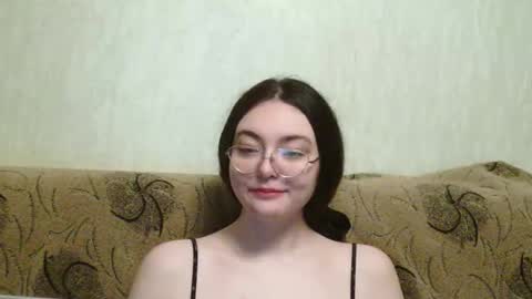 Snapshot of missis_mona chatting on 03-10-26, 07:41 missis mona online show from 03-10-26, 07:41
