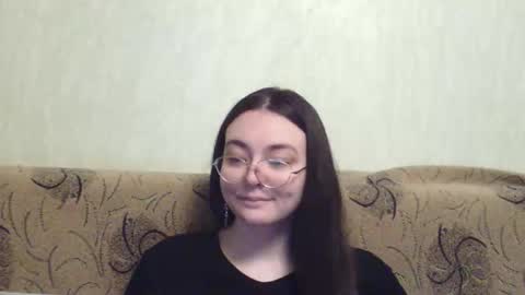 Snapshot of missis_mona chatting on 03-15-26, 08:04 missis mona online show from 03-15-26, 08:04