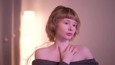 Snapshot of misska__ chatting on 11-20-25, 04:18 BONYA online show from 11-20-25, 04:18