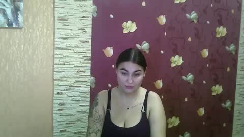 Snapshot of misskiss878 chatting on 12-14-24, 03:47 Lisa online show from 12-14-24, 03:47