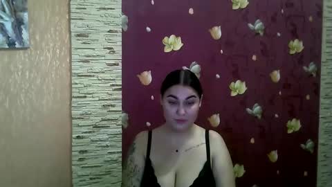 Snapshot of misskiss878 chatting on 01-08-25, 01:11 Lisa online show from 01-08-25, 01:11