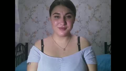 Snapshot of misskiss878 chatting on 03-13-26, 02:40 Lisa online show from 03-13-26, 02:40