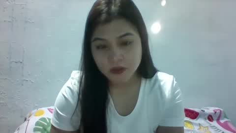 Snapshot of misskitty2xxx chatting on 02-15-25, 01:42 Merry online show from 02-15-25, 01:42