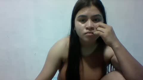 Snapshot of misskitty2xxx chatting on 03-08-25, 03:06 Merry online show from 03-08-25, 03:06