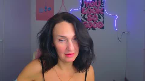 Christina online show from 04-01-26, 01:41