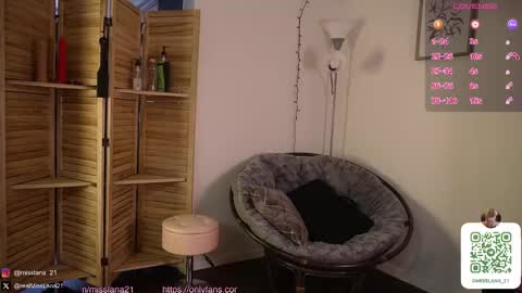 Snapshot of misslana21 chatting on 02-12-26, 09:43 MissLana21 online show from 02-12-26, 09:43