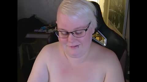 misslj90 online show from 06-01-26, 12:12