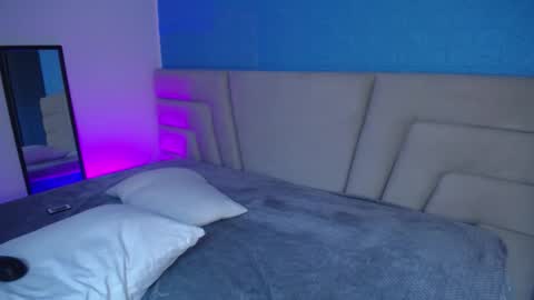 Snapshot of missloise chatting on 09-11-25, 03:50 Miss Loise online show from 09-11-25, 03:50