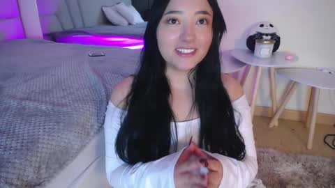 Snapshot of missloise chatting on 11-22-25, 03:49 Miss Loise online show from 11-22-25, 03:49