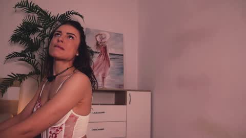 Lullu online show from 10-04-25, 04:21