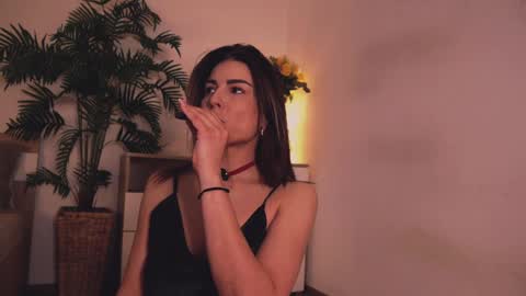 Lullu online show from 10-13-25, 04:23