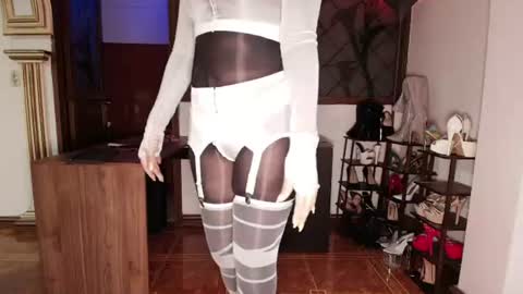 Im Valentina  online show from 07-27-26, 10:22