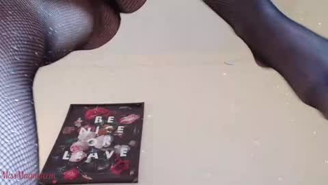  Vi  online show from 10-21-25, 08:59