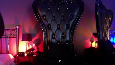 missmelania online show from 05-21-26, 08:05
