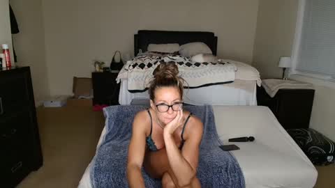 Snapshot of missmelisateaches chatting on 12-14-24, 08:34 melissa online show from 12-14-24, 08:34