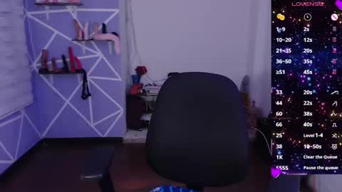 Snapshot of missmia1_ chatting on 02-07-25, 06:13 Miia online show from 02-07-25, 06:13