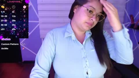 Snapshot of missmia1_ chatting on 10-09-25, 03:43 Miia online show from 10-09-25, 03:43