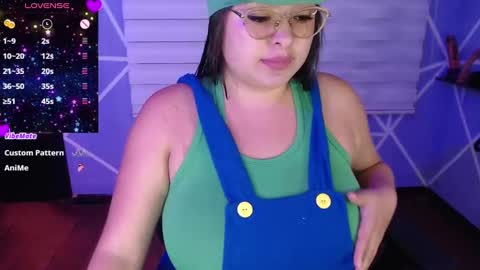 Snapshot of missmia1_ chatting on 10-10-25, 03:22 Miia online show from 10-10-25, 03:22