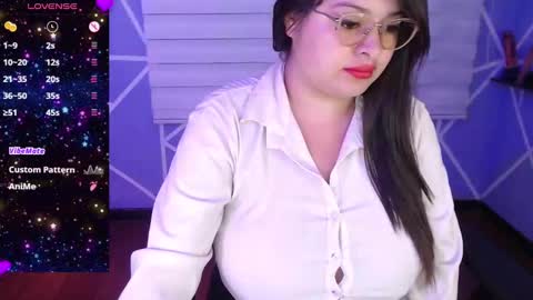 Snapshot of missmia1_ chatting on 10-16-25, 02:51 Miia online show from 10-16-25, 02:51