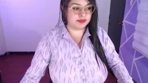 Snapshot of missmia1_ chatting on 12-15-25, 03:49 Miia online show from 12-15-25, 03:49