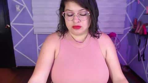 Snapshot of missmia1_ chatting on 06-25-26, 02:21 Miia online show from 06-25-26, 02:21