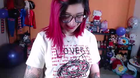 Miss Mia online show from 09-08-25, 02:16