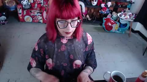 Miss Mia online show from 02-16-26, 06:37