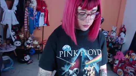 Miss Mia online show from 04-29-26, 05:30