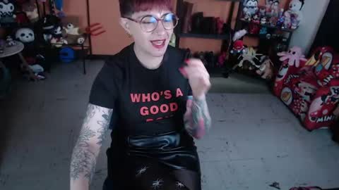 Miss Mia online show from 07-06-26, 05:15