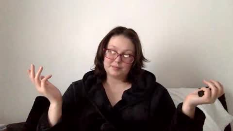 missmistressmal online show from 05-10-26, 04:45