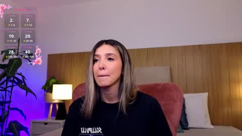 Emma Rivera online show from 01-09-25, 02:11