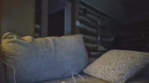 Snapshot of missmoonmagic13 chatting on 05-27-26, 07:49 Maxxx online show from 05-27-26, 07:49