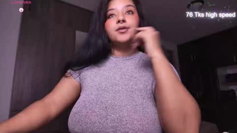 Snapshot of missmoonn chatting on 01-16-26, 09:52 MissMoon online show from 01-16-26, 09:52