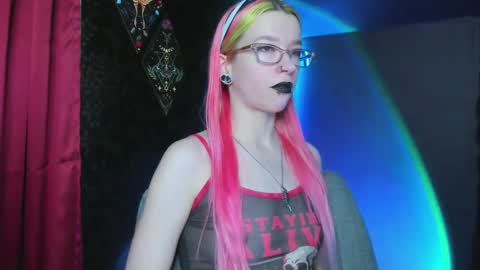Snapshot of missnikkivill chatting on 02-22-25, 05:02 Mistress Nikki Vill online show from 02-22-25, 05:02