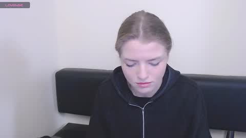 Olivia online show from 12-09-24, 11:36