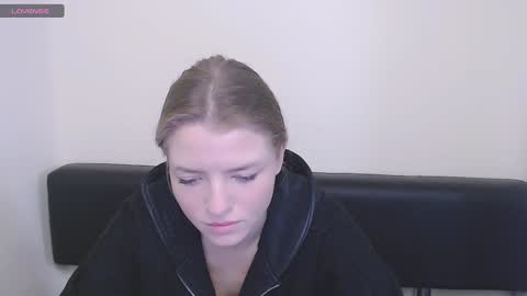Olivia online show from 12-09-24, 02:39