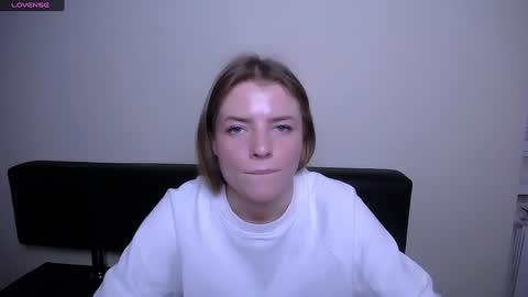 Olivia online show from 12-10-24, 04:49