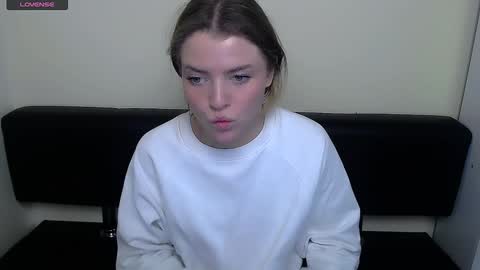 Olivia online show from 12-18-24, 11:02