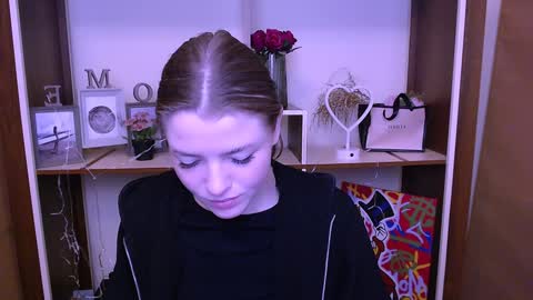 Olivia online show from 12-24-24, 12:11