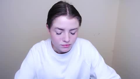 Olivia online show from 01-23-25, 07:32