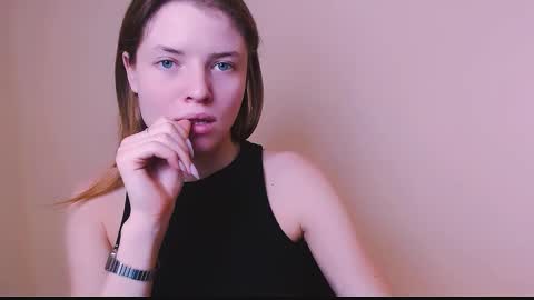 Olivia online show from 02-07-25, 12:28