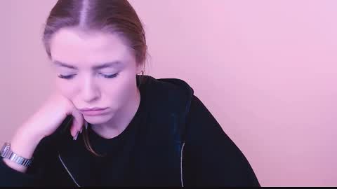Olivia online show from 02-10-25, 11:25