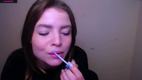 Olivia online show from 02-16-25, 07:48