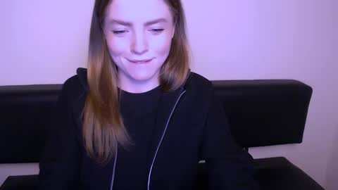 Olivia online show from 02-20-25, 07:30