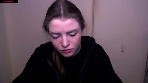 Olivia online show from 02-22-25, 09:01