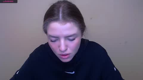 Olivia online show from 02-26-25, 10:47