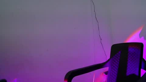 sarah online show from 06-15-26, 01:52