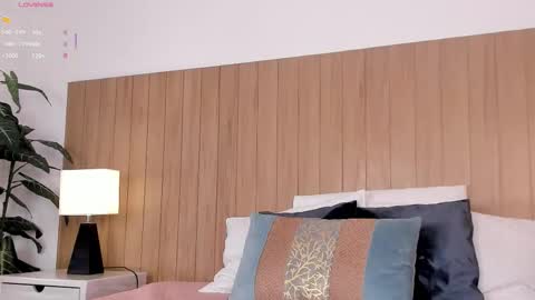 Snapshot of missprada chatting on 11-11-25, 11:54 Emma Prada online show from 11-11-25, 11:54